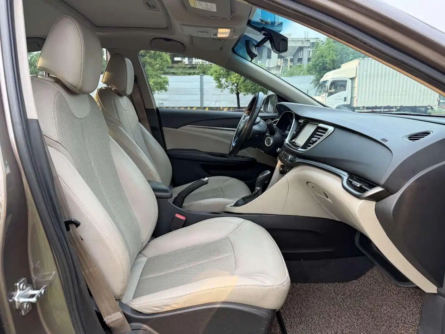Фото 4 - Buick Excelle