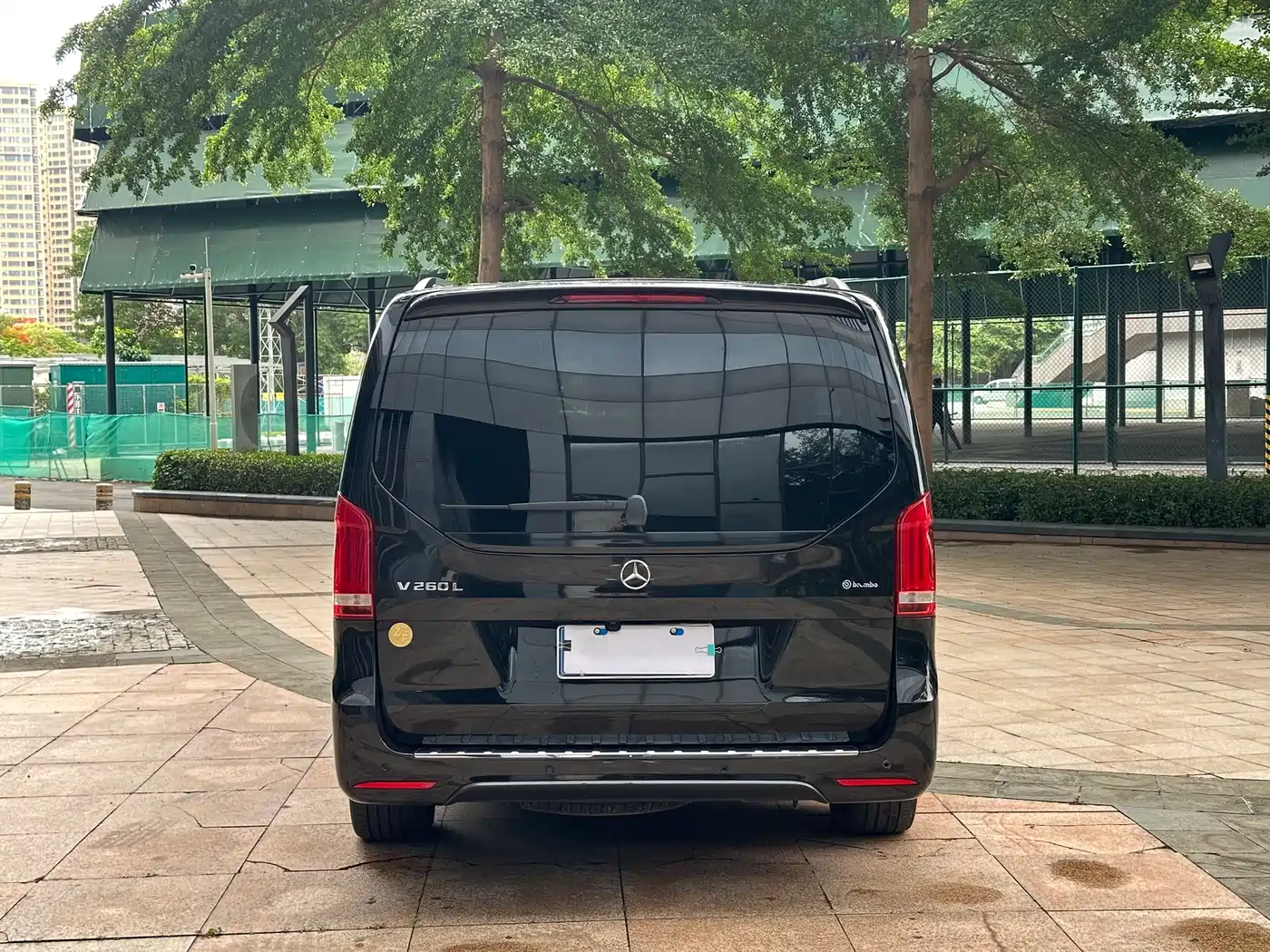 Mercedes-Benz V-Class 2020 Model V 260 L Long Wheelbase Luxury фото 23