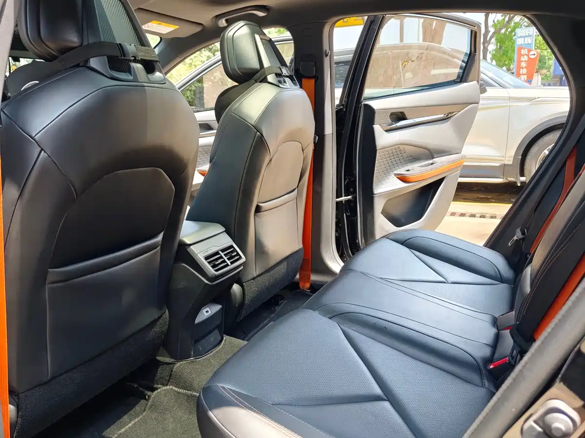 CHANGAN UNI-V