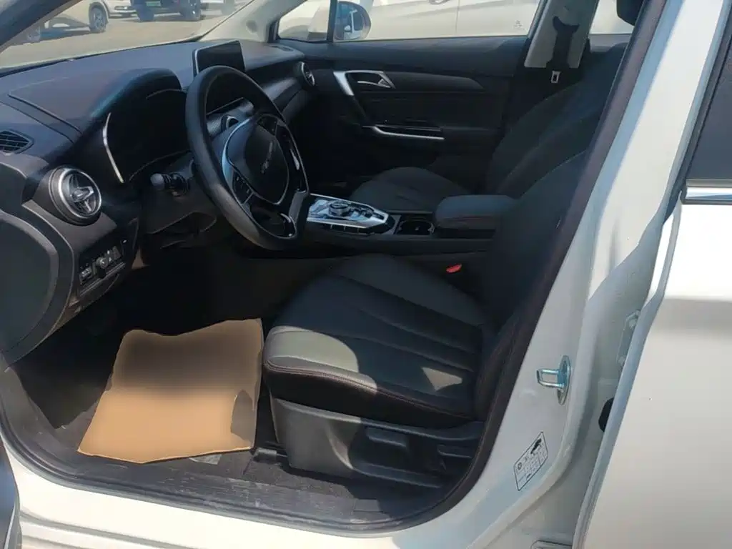 BAIC Beijing EU5 2026 2025 Hongtu Standard Edition