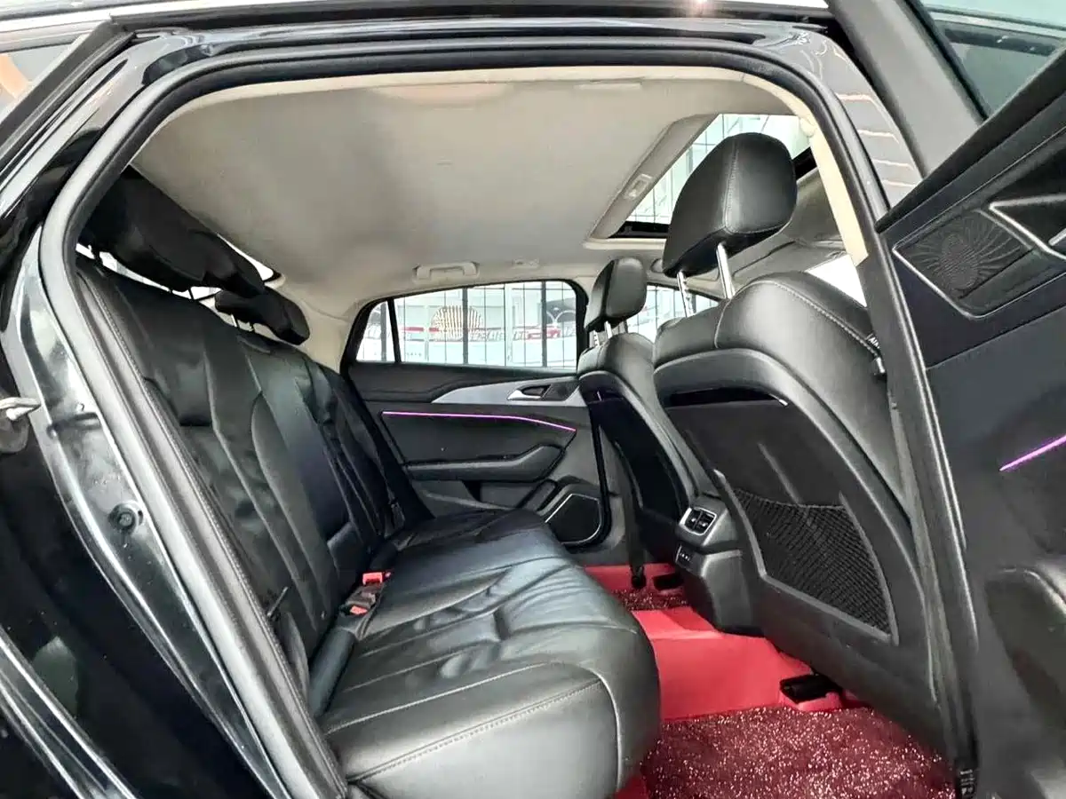 Hongqi H5 2022 Classic 1.8T Auto Smart Connect Flagship Enjoyment Edition фото 6