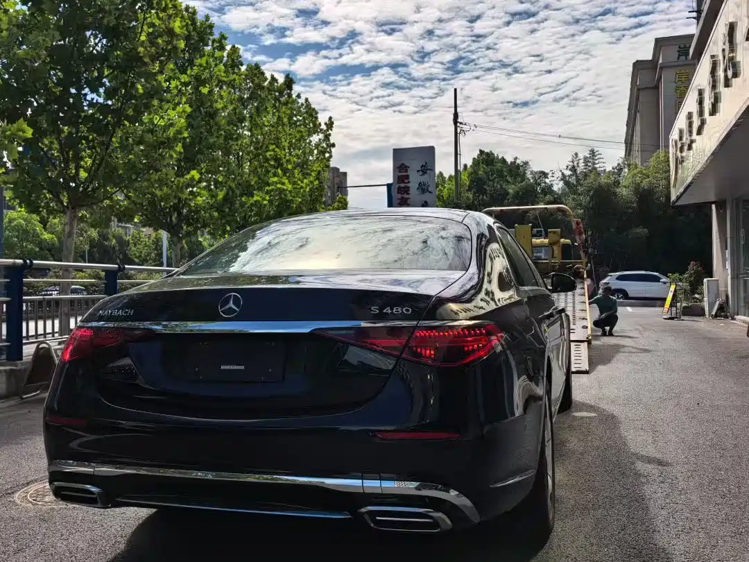 Mercedes-Benz Maybach S-Class 2025 Model S 480 4MATIC фото 12