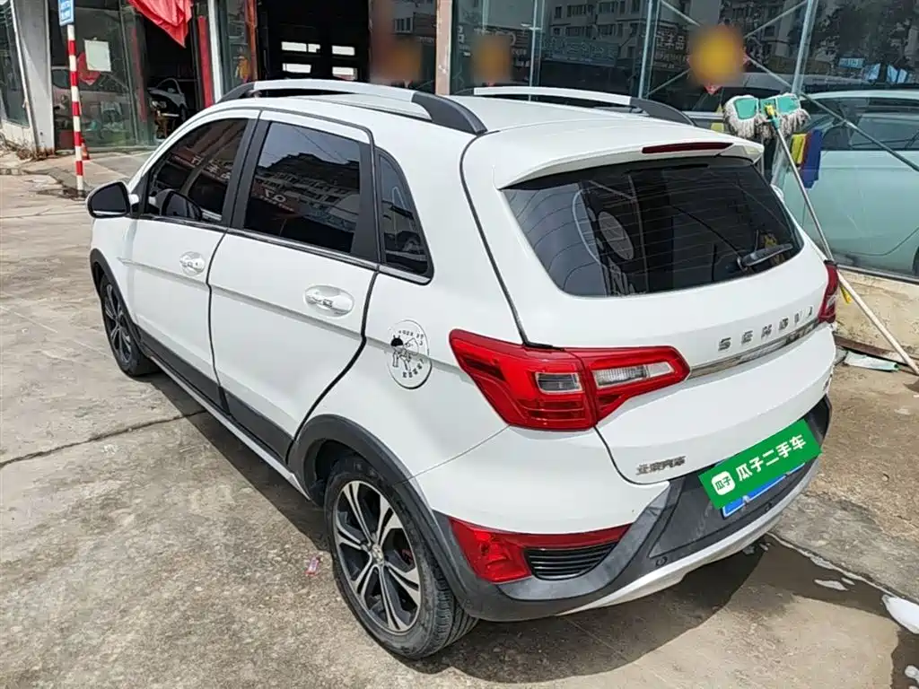 BAIC Senova X25 2017 2017 1.5L Auto Elite Navigation
