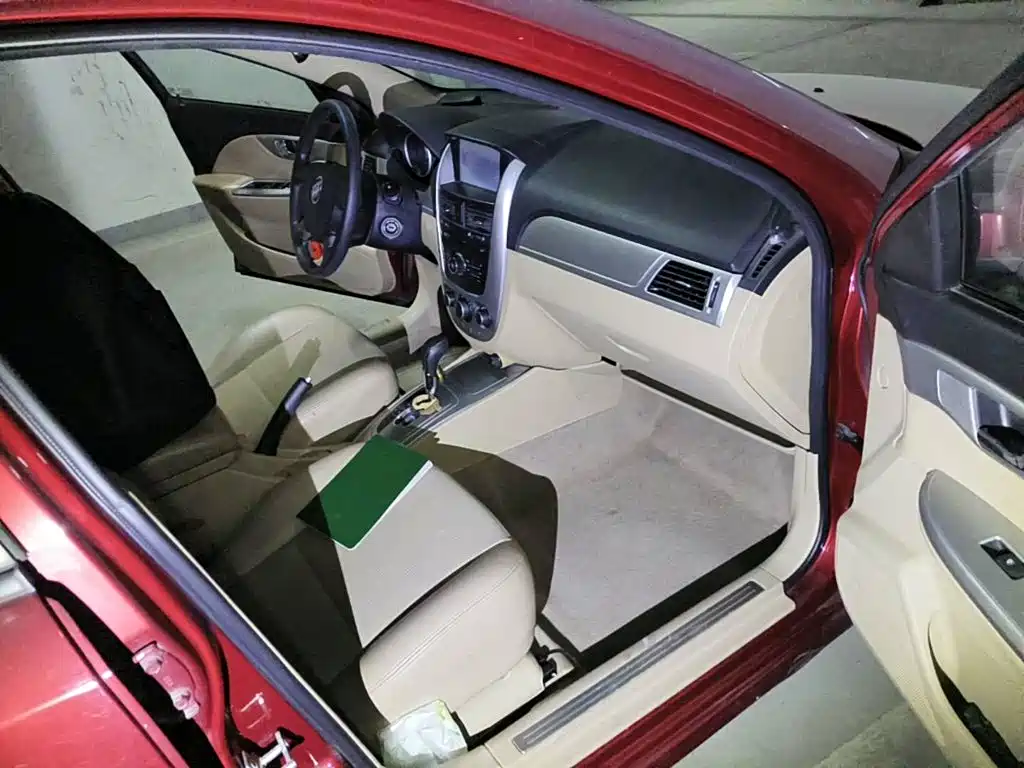Photo 12 - Buick Excelle