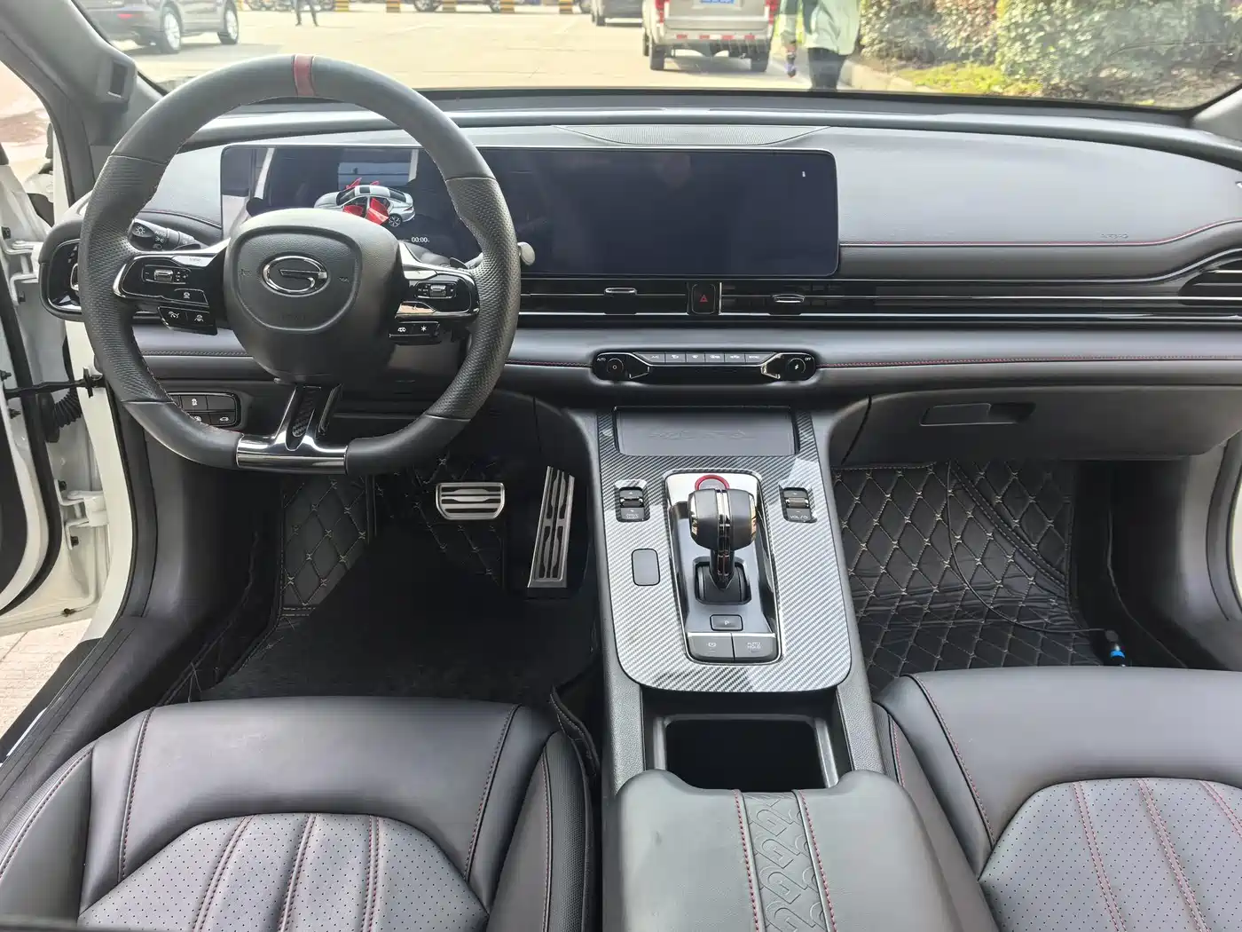 GAC Trumpchi Trumpchi Emkoo 2021 270T DCT J10 Sprinter Edition фото 5