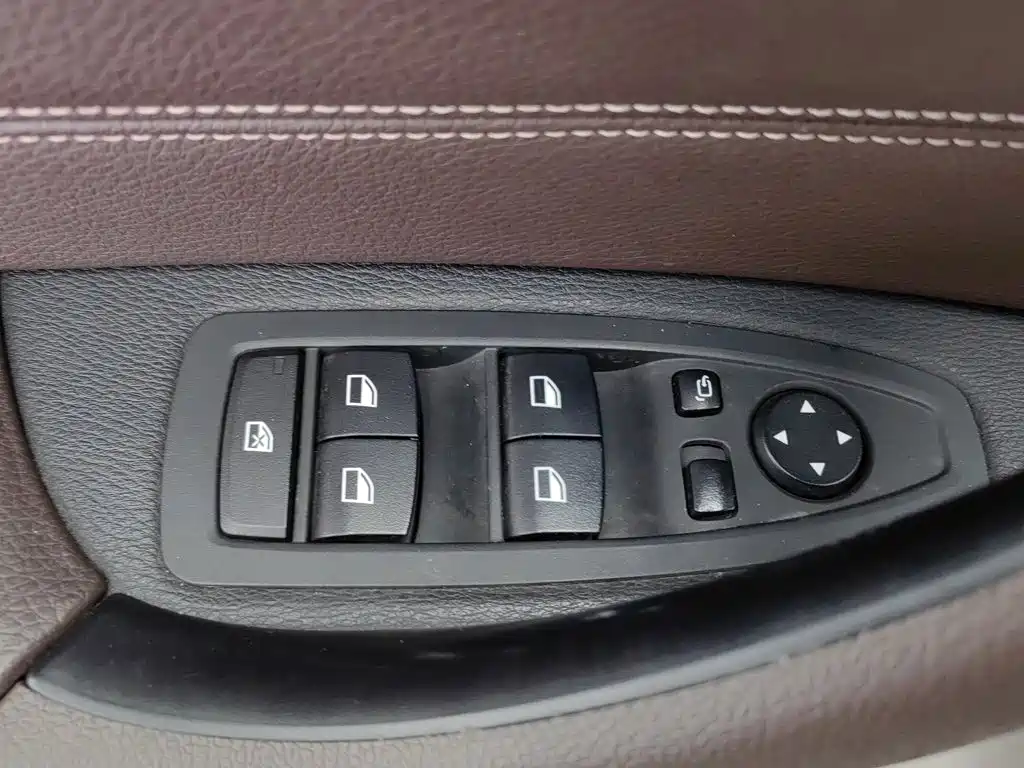 Фото 9 - BMW X1