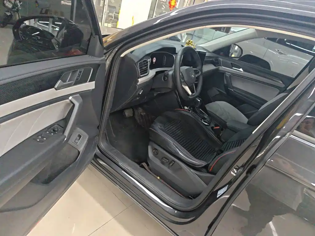 Photo 16 - Volkswagen Tayron