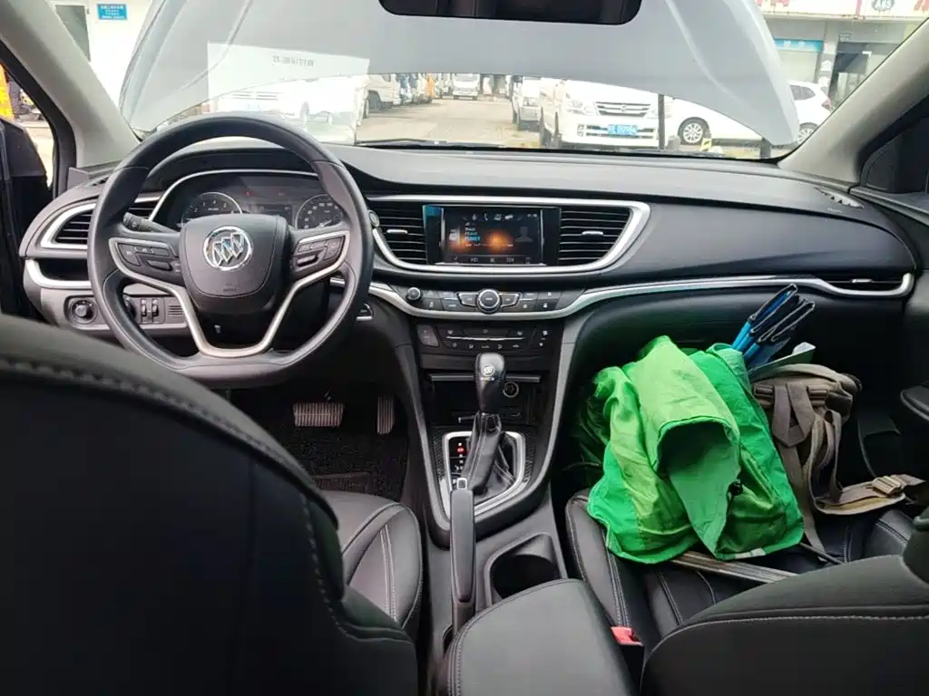 Фото 10 - Buick Excelle