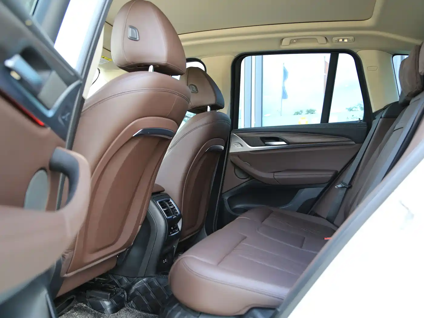 BMW X3 2022 xDrive30i Leading M Night Package фото 10