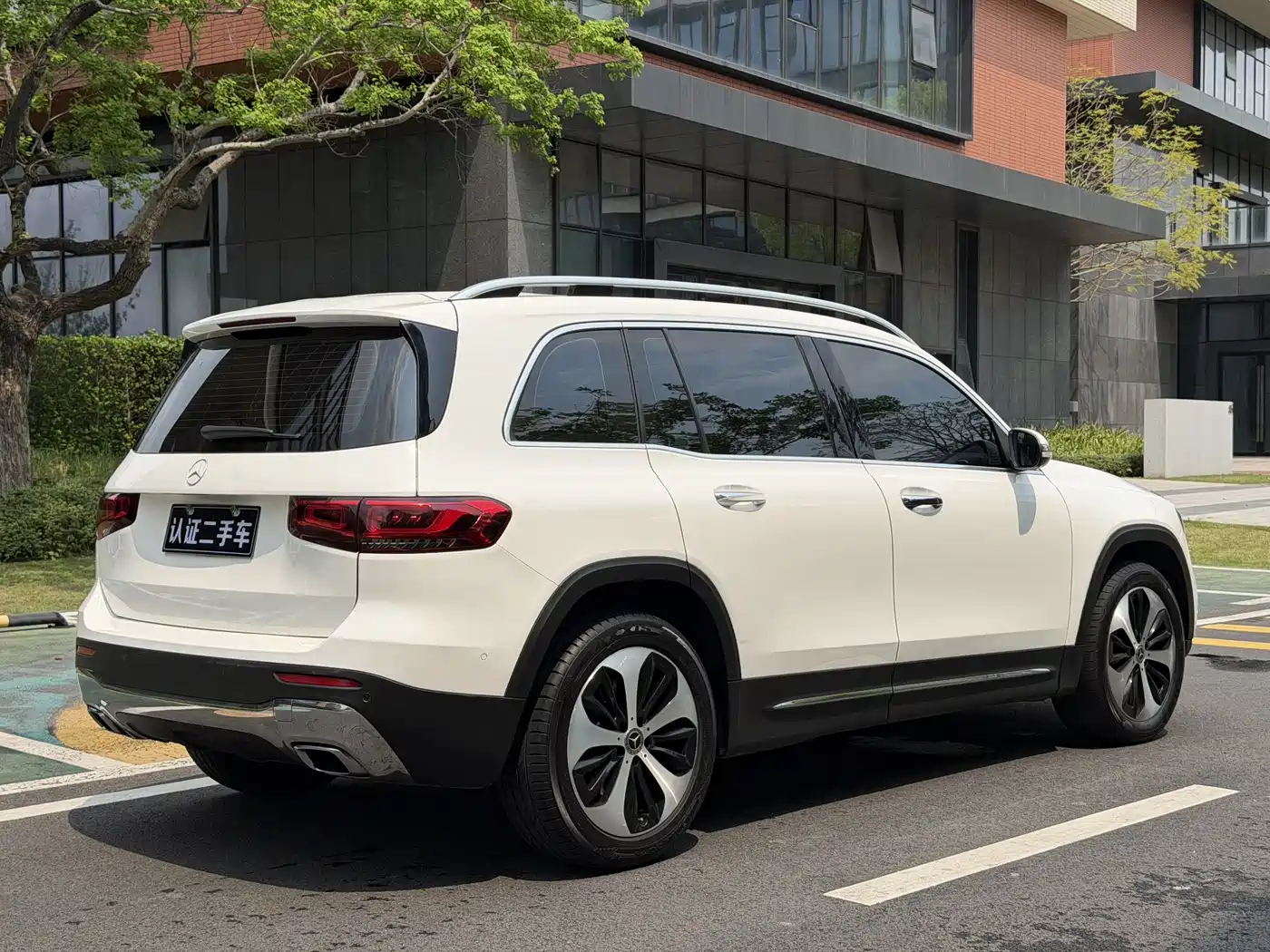 Mercedes-Benz GLB 2022 Model GLB 200 Fashion Edition фото 14