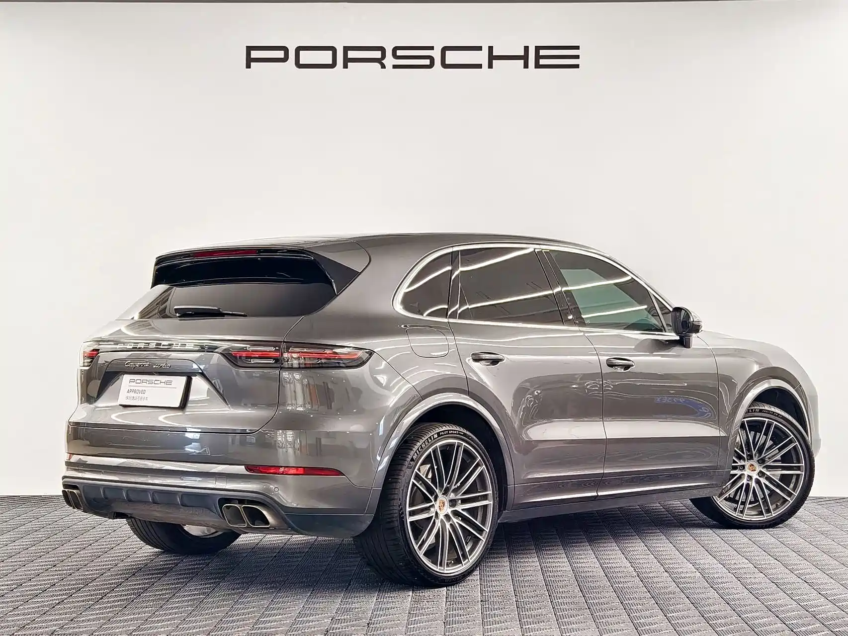 Фото 5 - Porsche Cayenne
