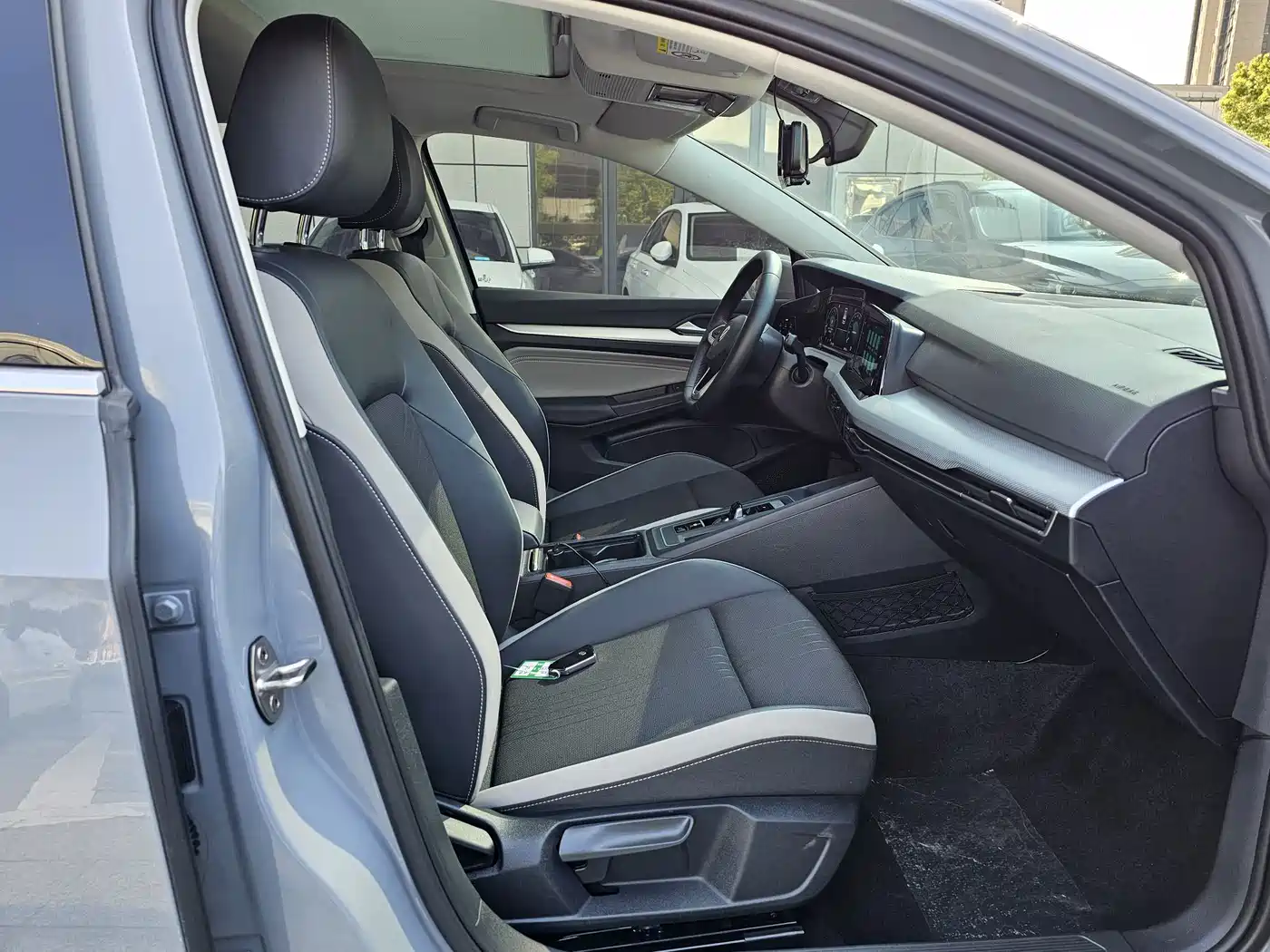 Volkswagen Golf 2021 280TSI DSG Pro фото 9