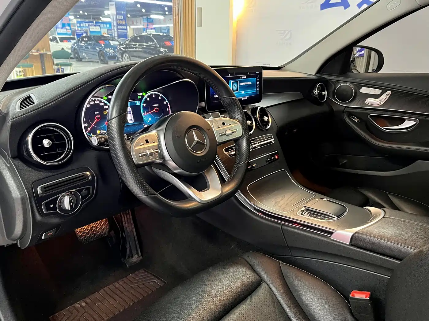 Mercedes-Benz C-Class 2020 C 260 L Sport фото 8