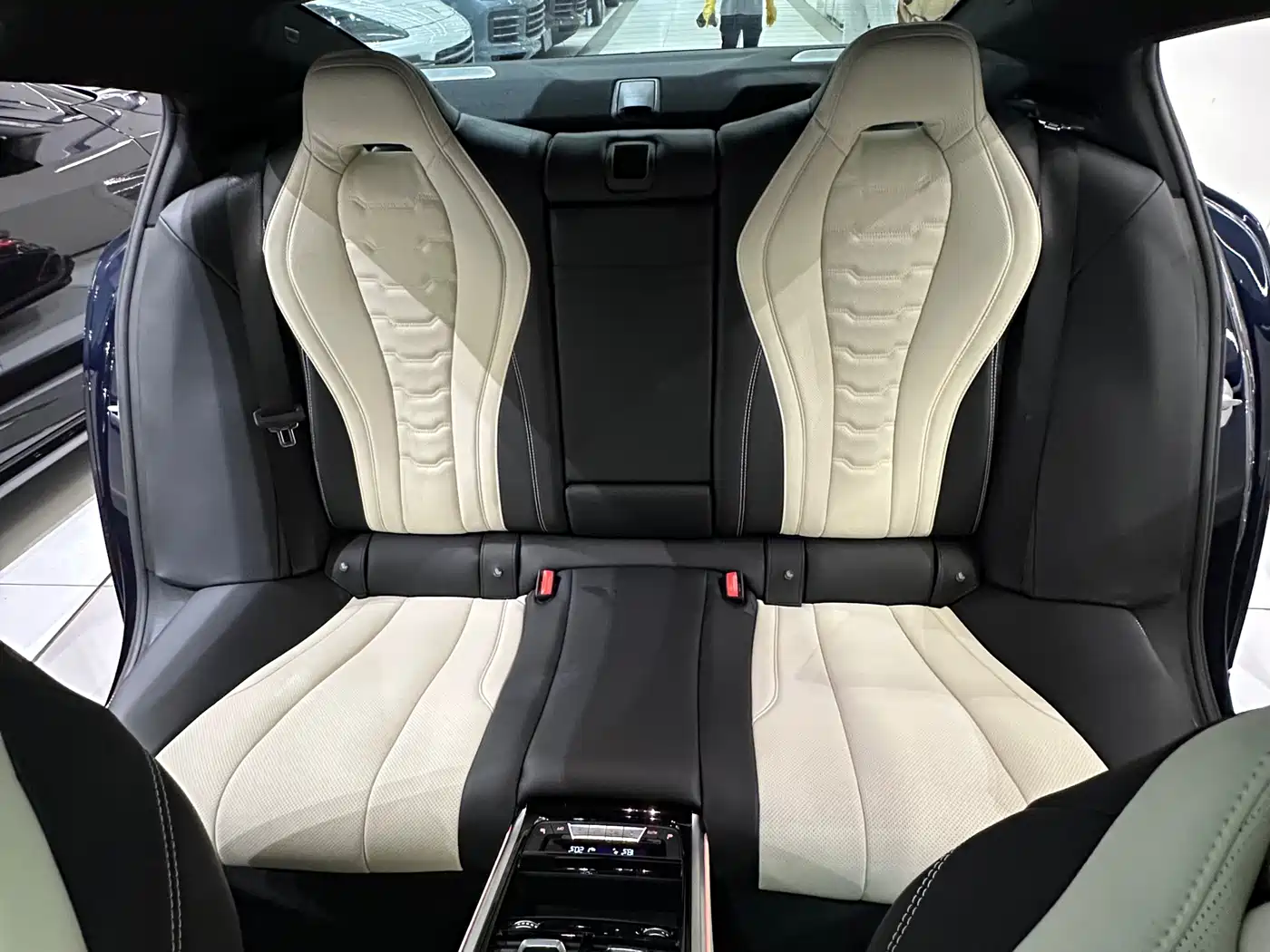  8-SERIES