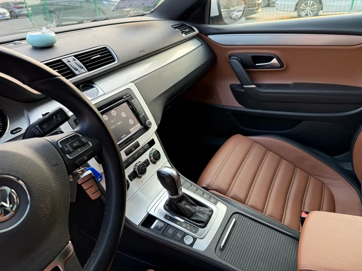 Volkswagen FAW-Volkswagen CC 2016 Model 1.8TSI Luxury фото 34