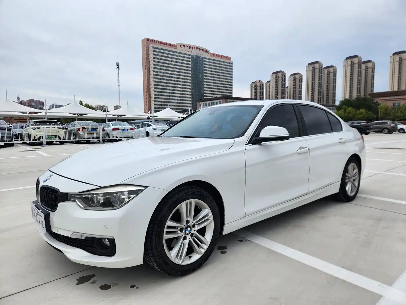 Фото 1 - BMW 3 Series