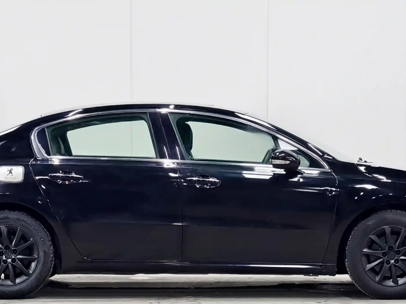 Peugeot 508 2013 2.0L 2nd Anniversary Auto Sunroof Classic Edition фото 8