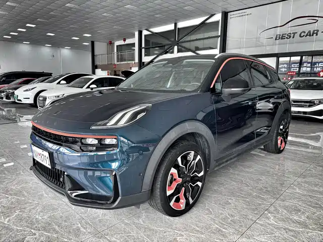 Lynk & Co 06 Remix 1.5T, Halo