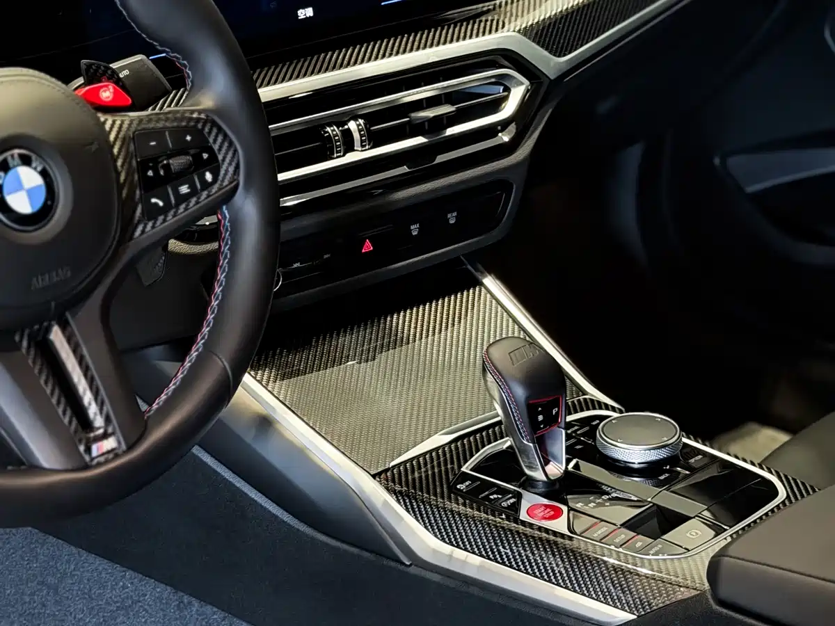 BMW M2 2024 M2 фото 10