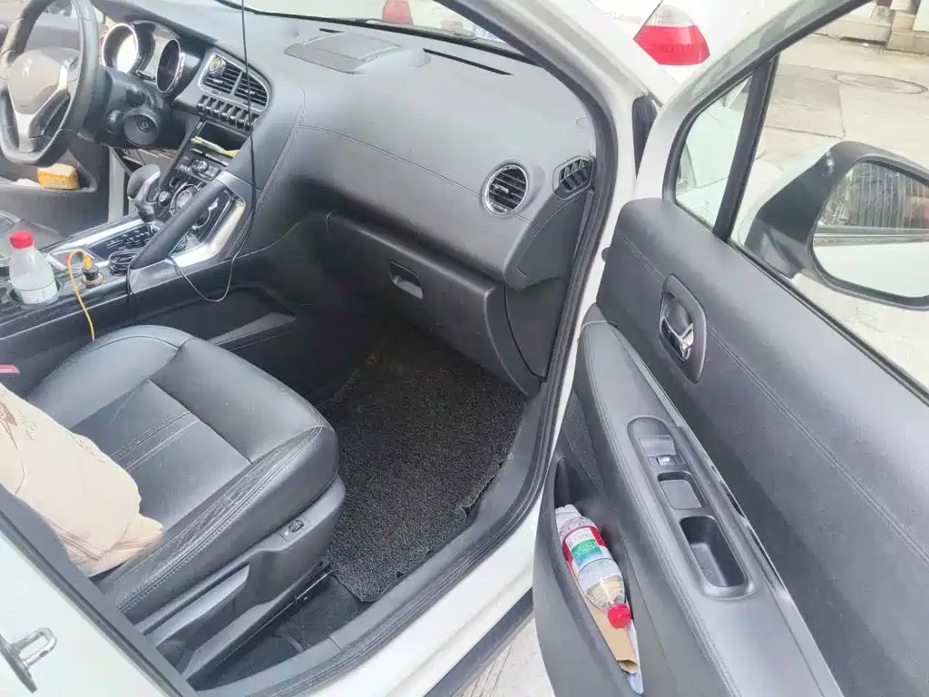 Photo 12 - Peugeot 3008
