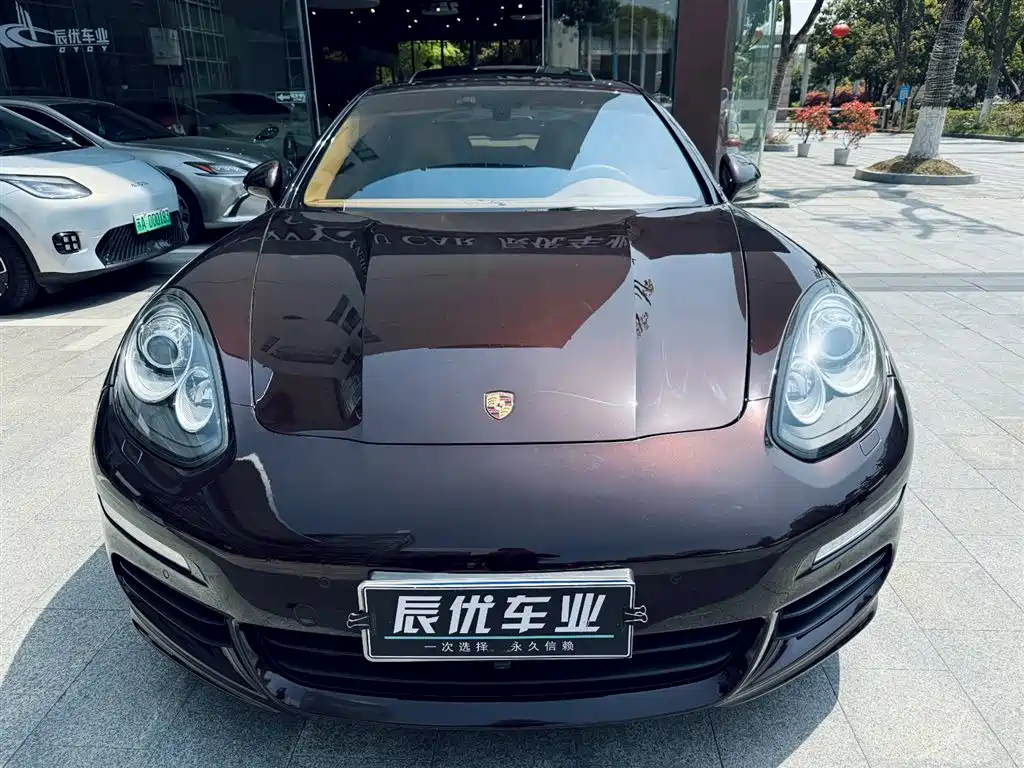 Porsche Panamera 2014 Panamera 3.0T фото 3