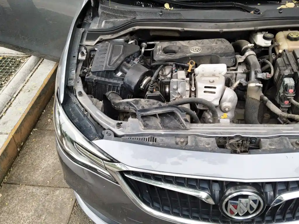 Фото 20 - Buick Excelle