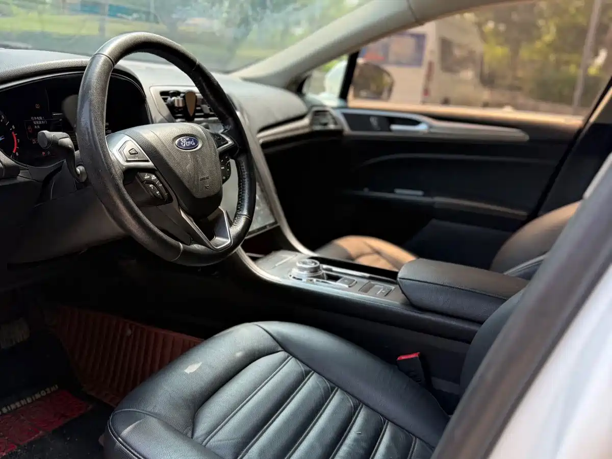 Photo 4 - Ford Mondeo