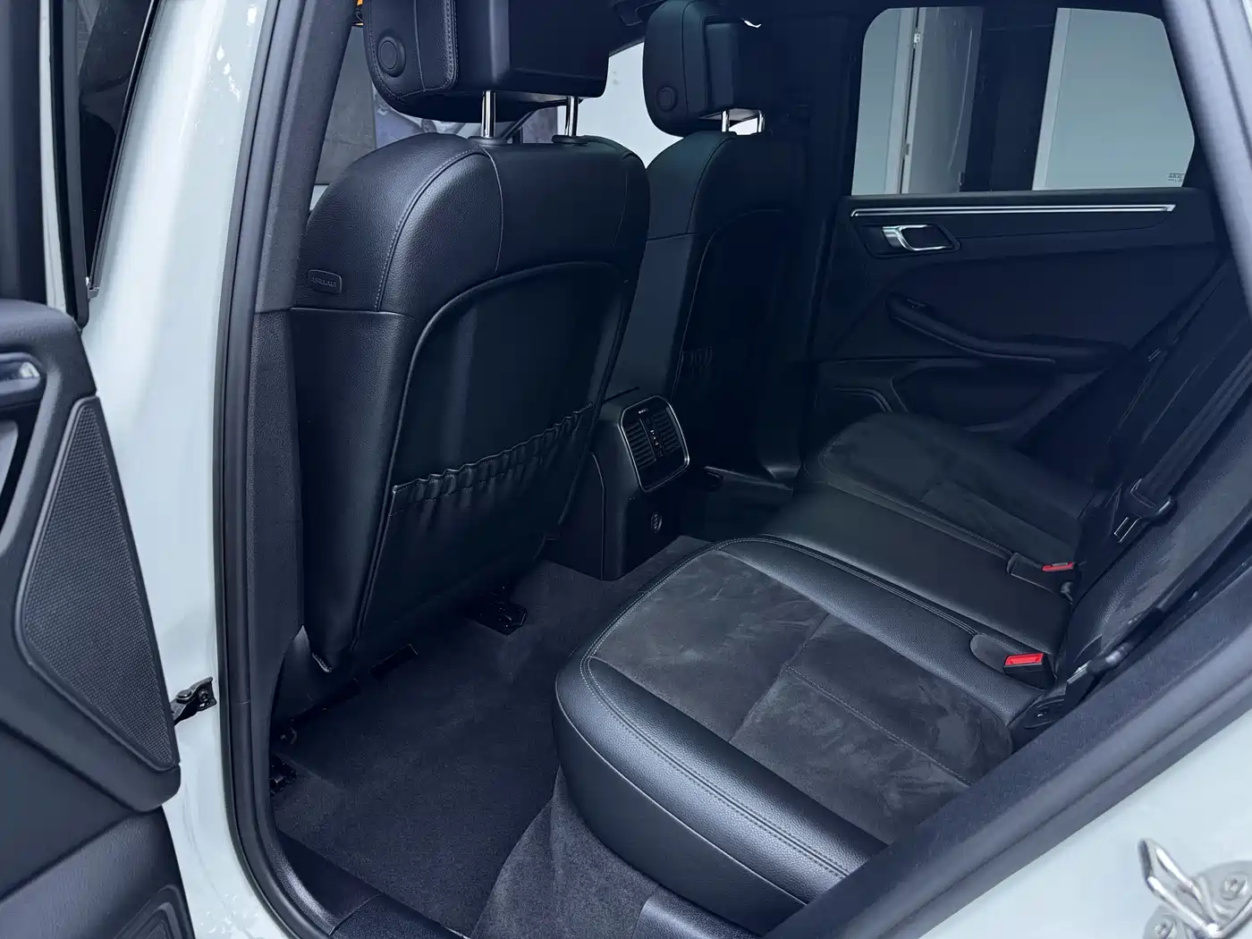 Porsche Macan 2018 Macan 2.0T фото 5