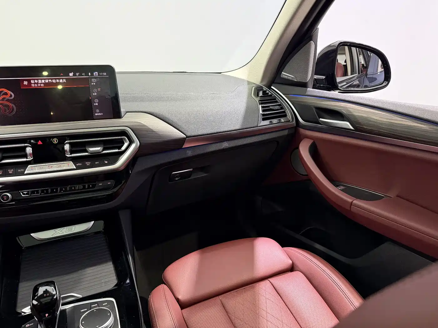 BMW X3 2022 Facelift xDrive30i Leading M Shadow Edition фото 10