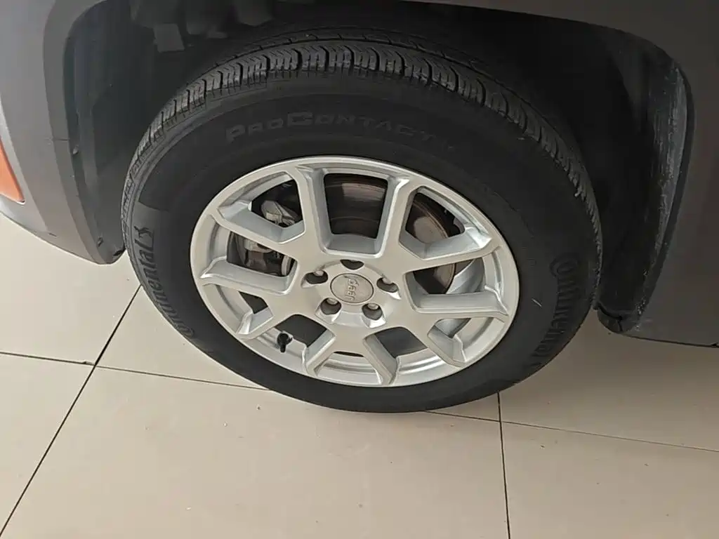 Jeep Renegade 2020 2019 220T Automatic Premium