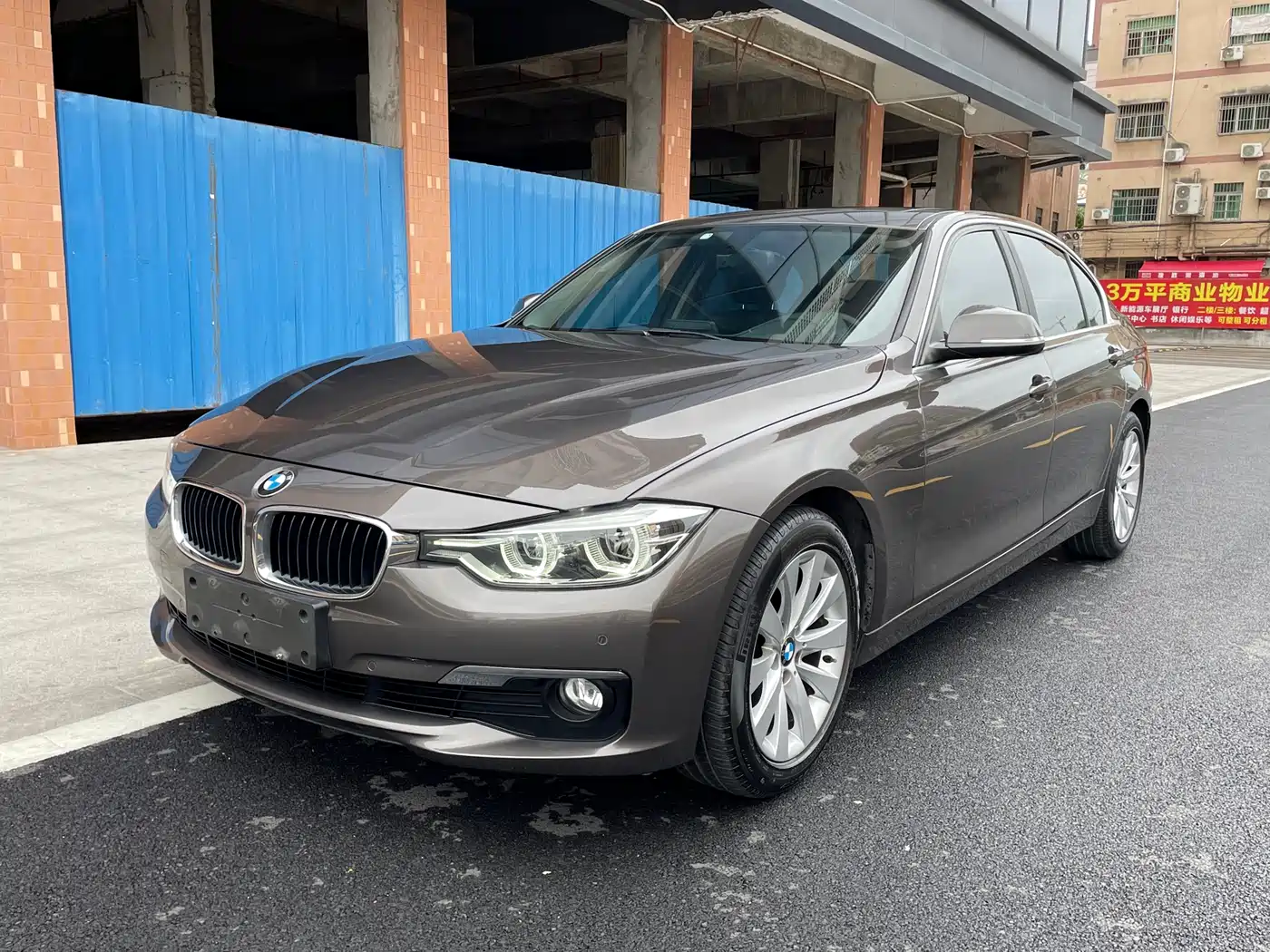 BMW 3 Series 2017 318Li Fashion фото 2