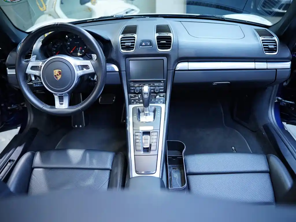 Photo 33 - Porsche Boxster