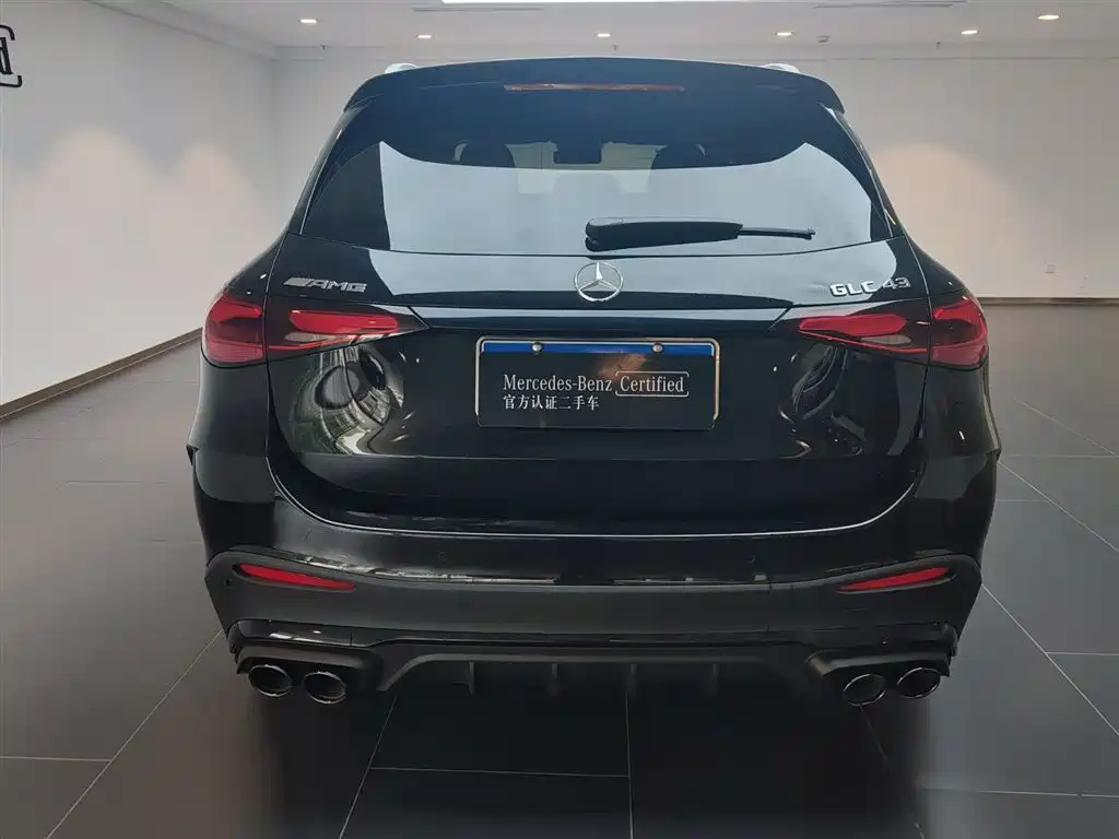 MERCEDES-BENZ GLC AMG
