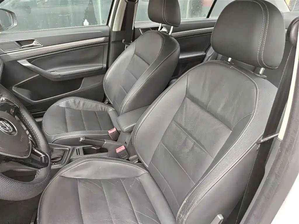 Volkswagen Lavida 2015 230TSI DSG Comfort Edition фото 15