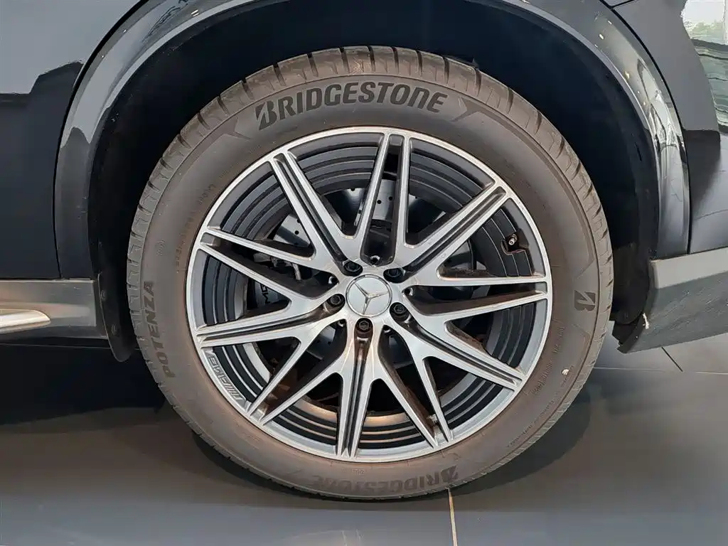 MERCEDES-BENZ GLC AMG
