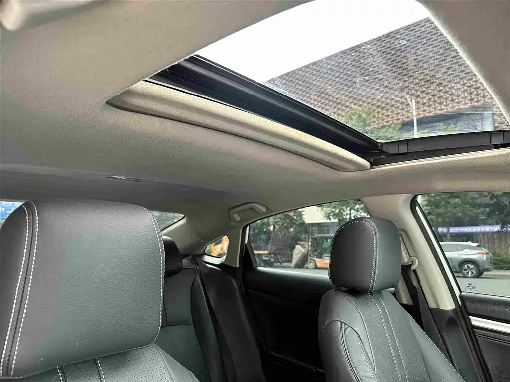 صورة 20 - Honda Civic