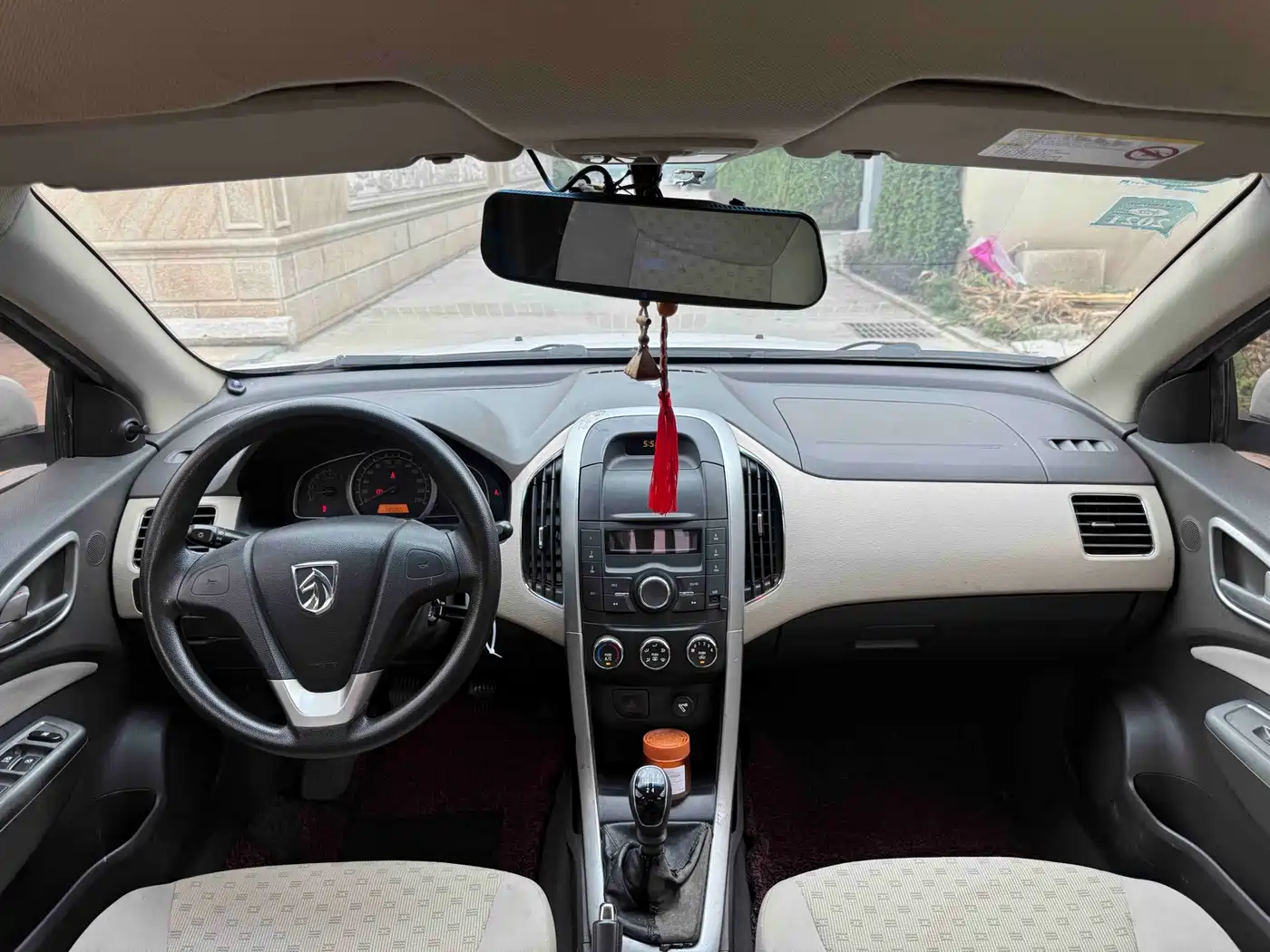 Baojun 630 2013 2013 1.5L Manual Elite
