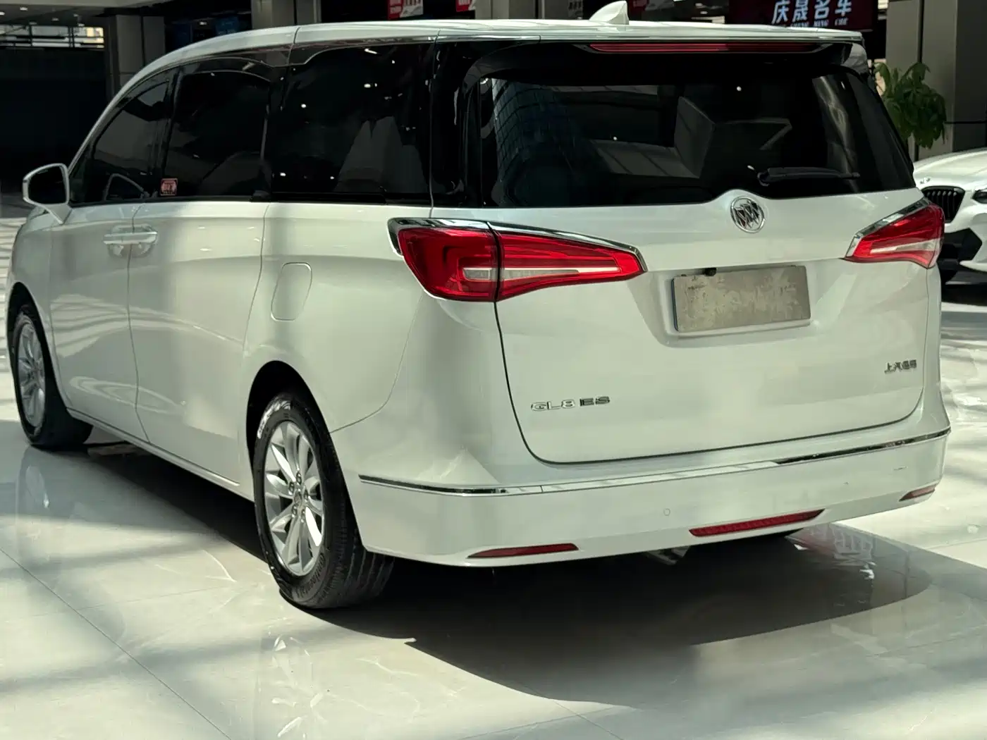 Buick GL8 2018 ES 28T Comfort Type China VI фото 5