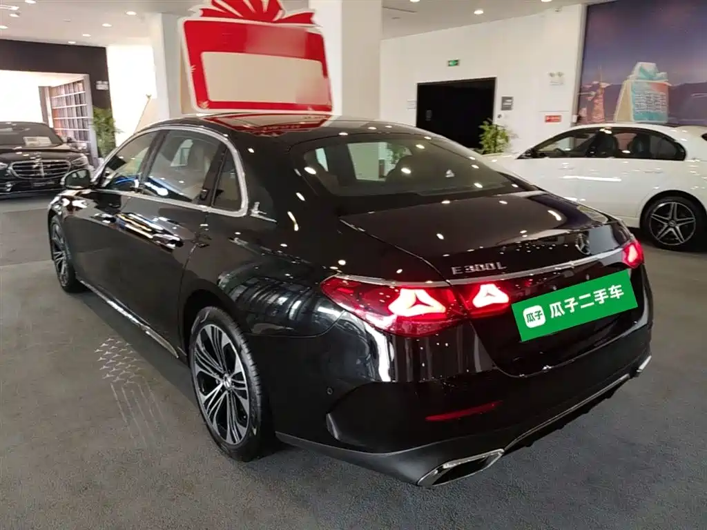 Mercedes-Benz E-Class 2024 E 300 L Fashion Sport фото 5
