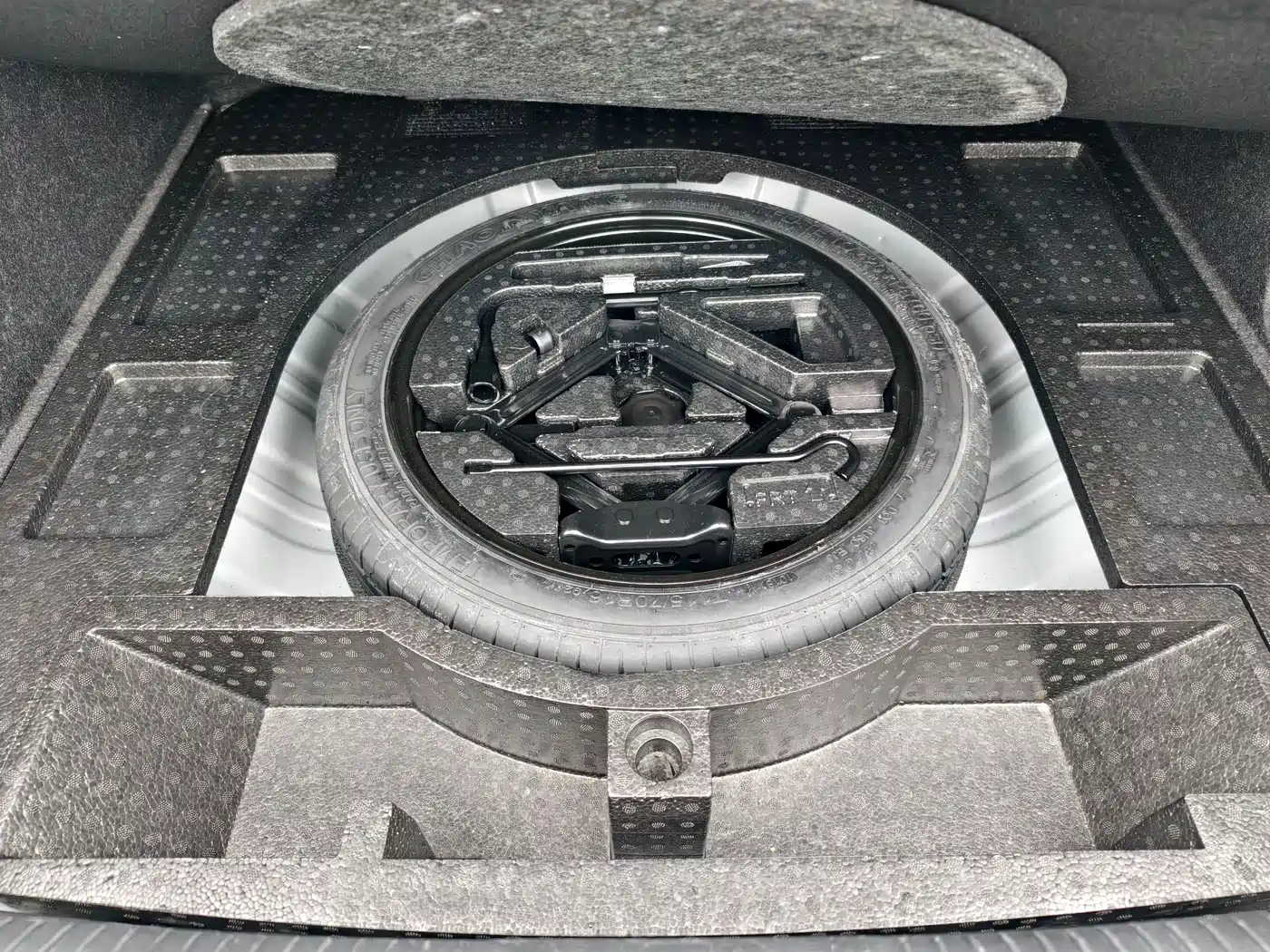 Фото 20 - Roewe i6