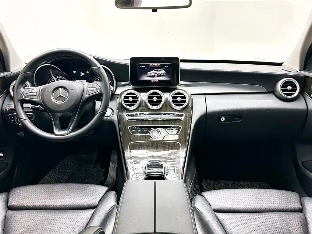 Mercedes-Benz C-Class 2015 C 200 L фото 11
