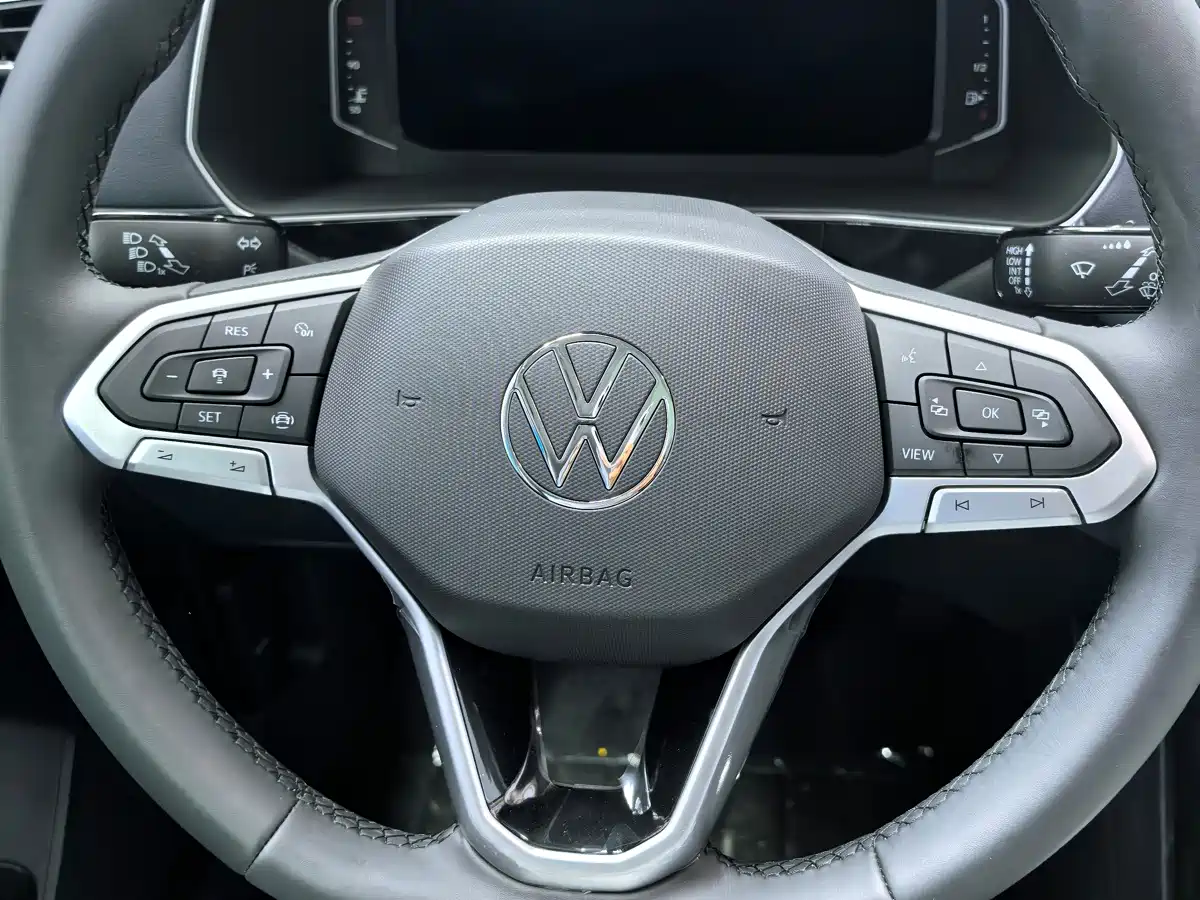 Photo 15 - Volkswagen Tharu