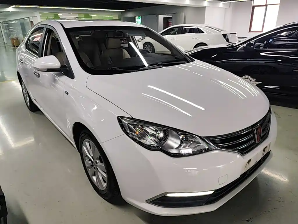 Фото 4 - Roewe 360