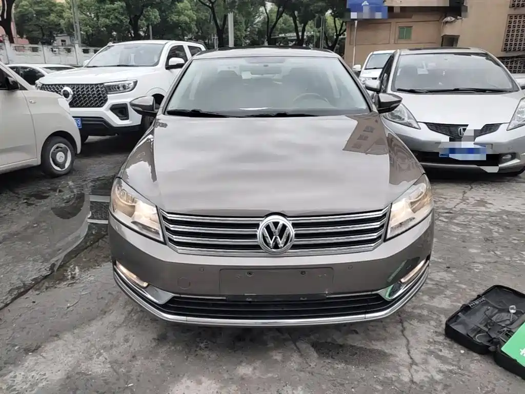 Volkswagen Magotan 2015 1.8TSI Leading фото 3