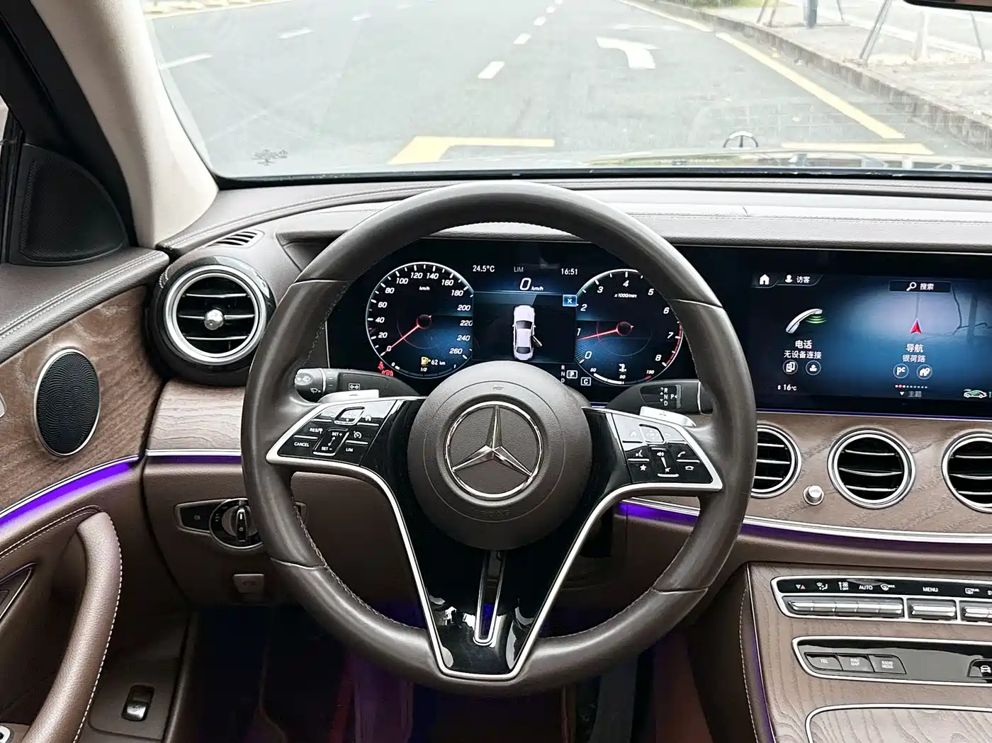 Mercedes-Benz E-Class 2022 E 300 L Fashion фото 14