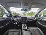 Фото 18 - Roewe RX5