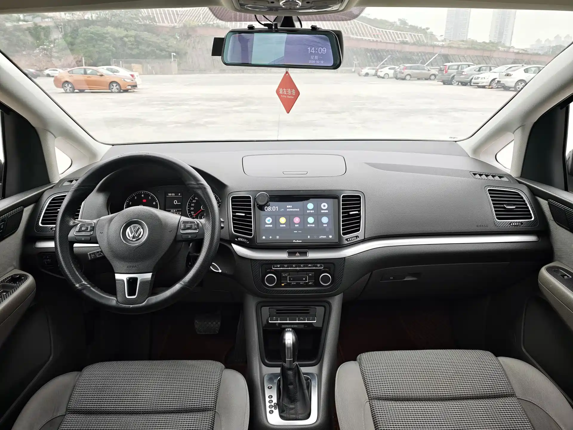 Фото 13 - Volkswagen Sharan