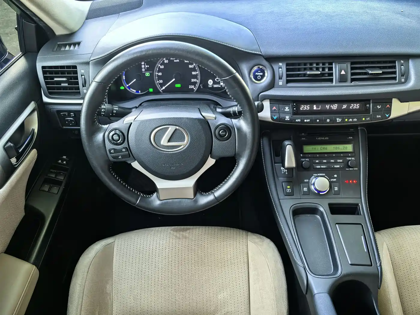 Lexus CT 2019 2017 CT200h Elite Edition Monochrome China V