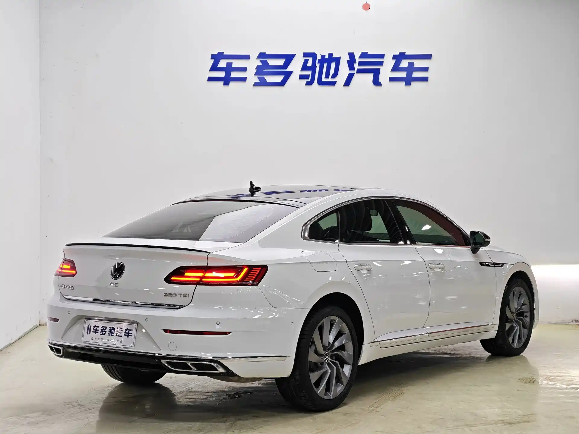 Фото 7 - Volkswagen CC