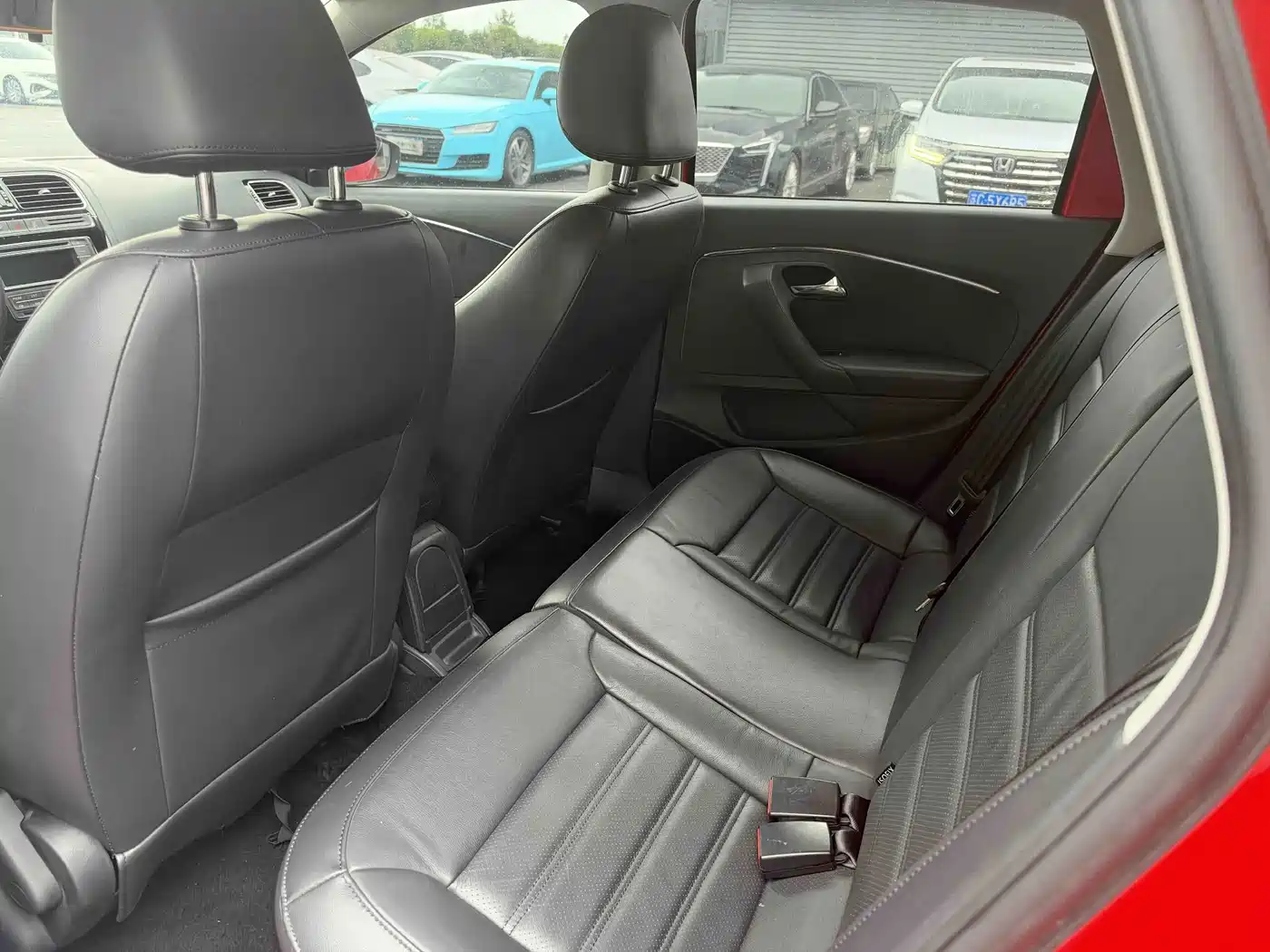 Фото 9 - Volkswagen Polo